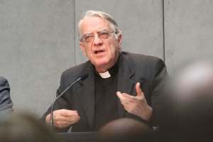 ojciec federico lombardi